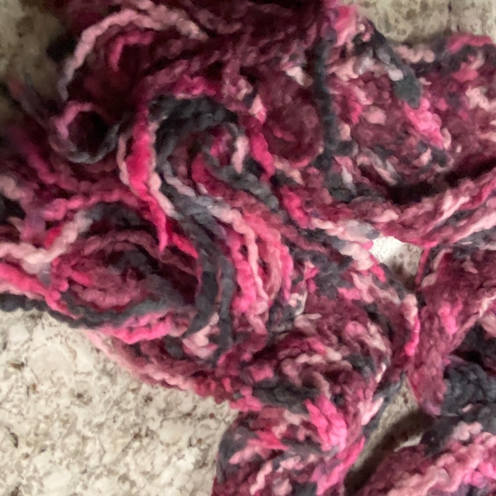 Made in Italy Wool Blend purple Scarf - Picture 8 of 8